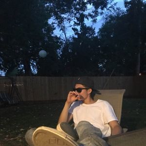 Meet your Posher, Claudio